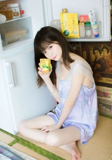黄色美女小说_1080免费高清观看