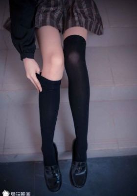日韩内射美女片在线观看网站_青苹果乐园免费高清观看