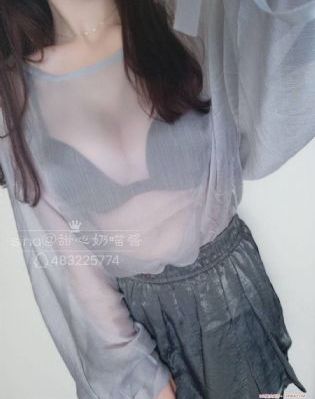 秋霞不卡_国产剧全集免费观看