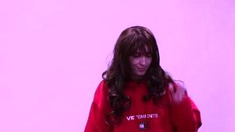 幸运蜡笔张鑫资料,揭秘天才画家的艺术人生